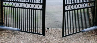 Який паркан вибрати для приватного будинку чи дачі?